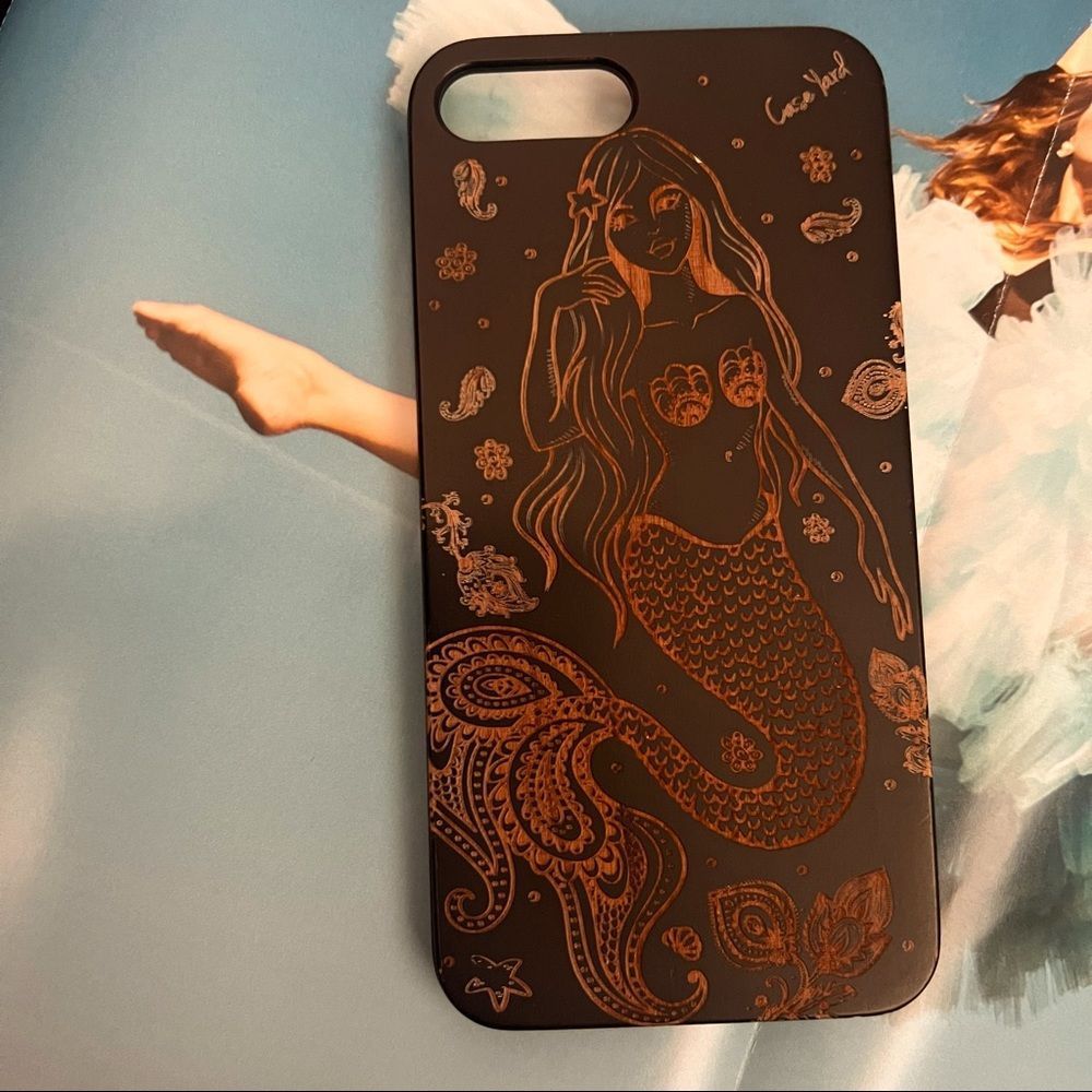 iPhone phone case 8 Plus mermaid laser design EUC